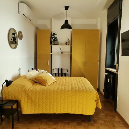Guesthouse Tree Rooms Industrial Bergamo Eksteriør bilde