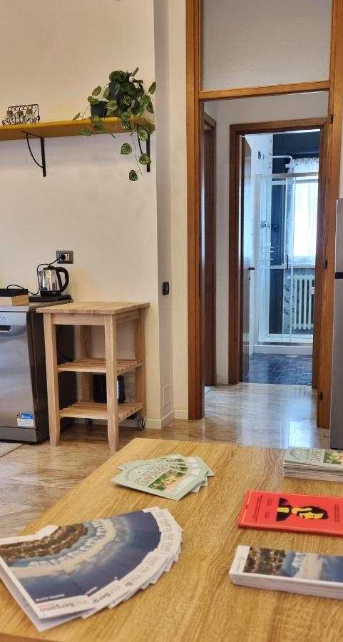 Guesthouse Tree Rooms Industrial Bergamo Eksteriør bilde