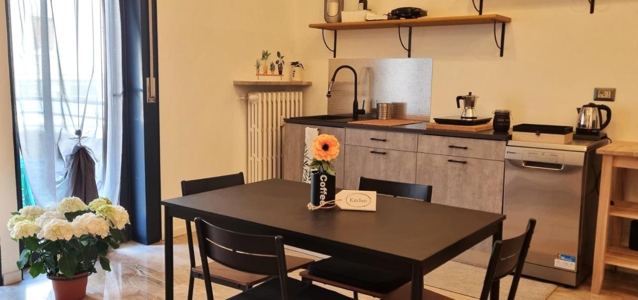 Guesthouse Tree Rooms Industrial Bergamo Eksteriør bilde